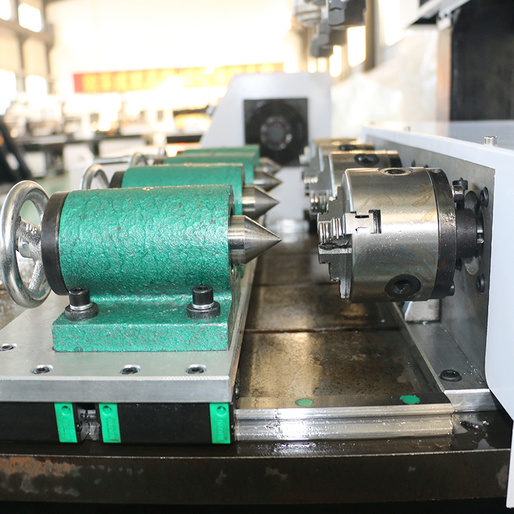 Small Multi Head 4 Axis Mini C - Woodworking Cnc Router Machine Price recension och pris